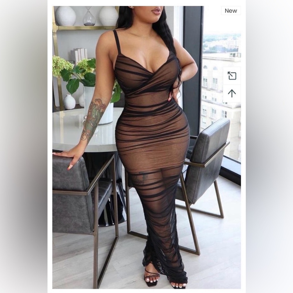 Black sheer maxi dress Size - XL